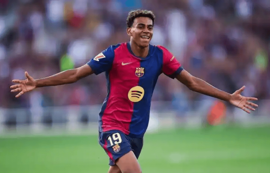 德甲官博祝贺邵佳一：期待邵佳一带领中国国家队走向更高舞台