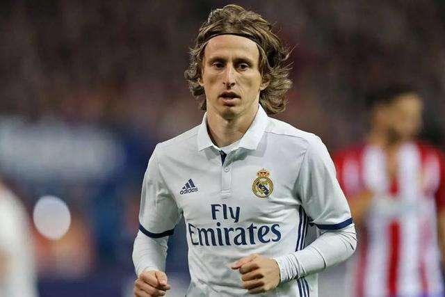 大谷翔平在 2025 年接受采访时表示，他希望能打到 45 岁，追随铃木一朗的脚步