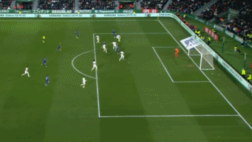 CBA选秀大会举行 杨曦皓当选CBA状元